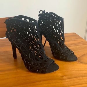 Zara booties. Never worn. Size 6